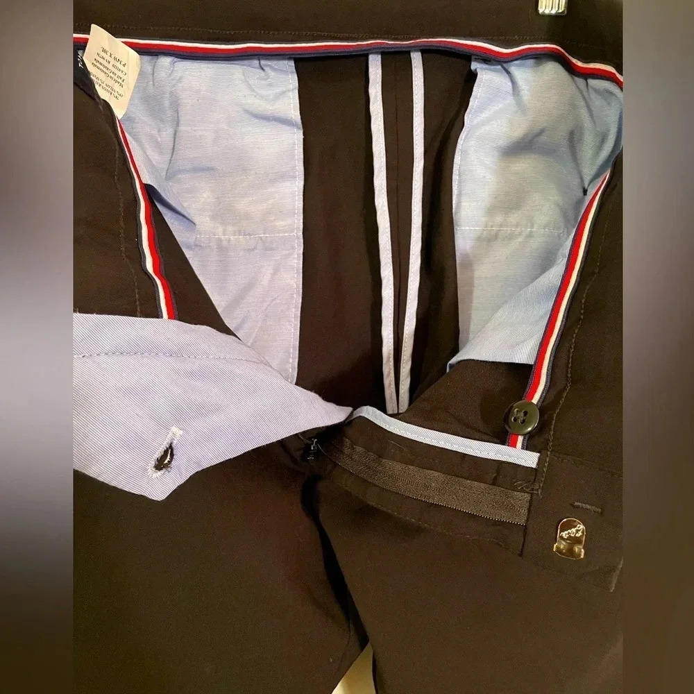 Tommy Hilfiger Mens 34x30 Black Stretch Chino Pants, Formal or Casual Slacks - Picture 6 of 6